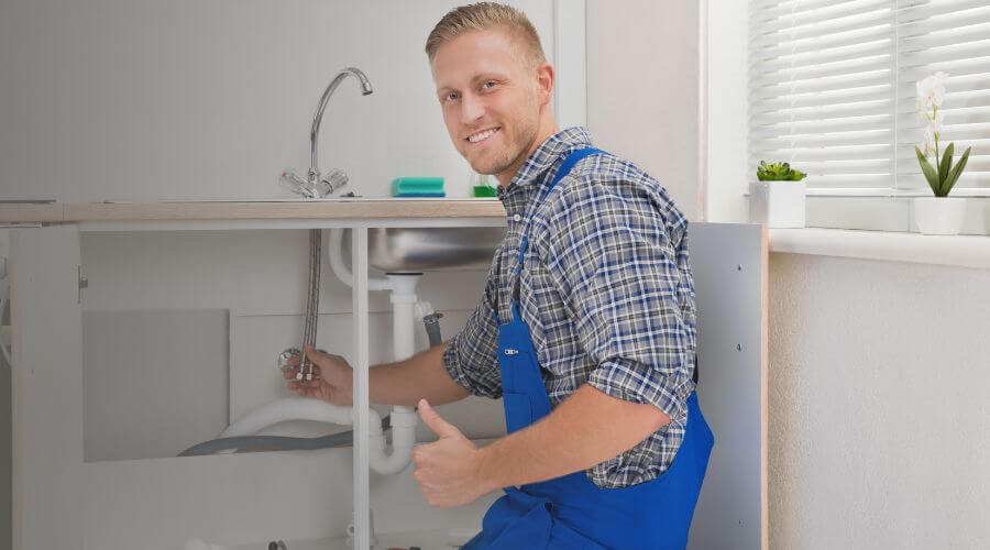 After-hours Plumber in Hull, TX